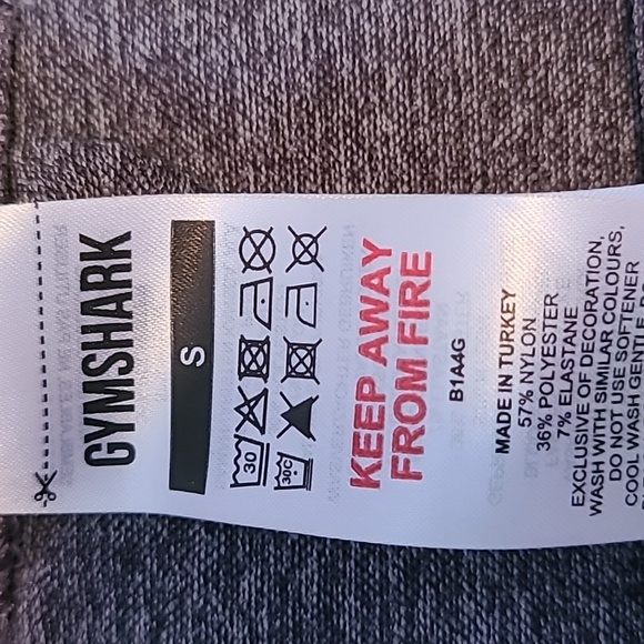 NWOT Gymshark shorts women's Small NWOT - Picture 3 of 4